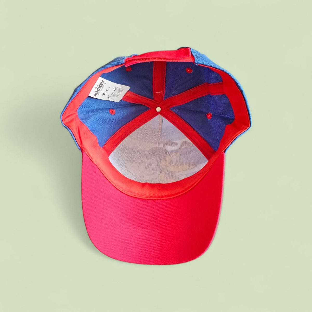 Casquette Mickey & Friends – Le Style Iconique pour Tes Petits Aventuriers !