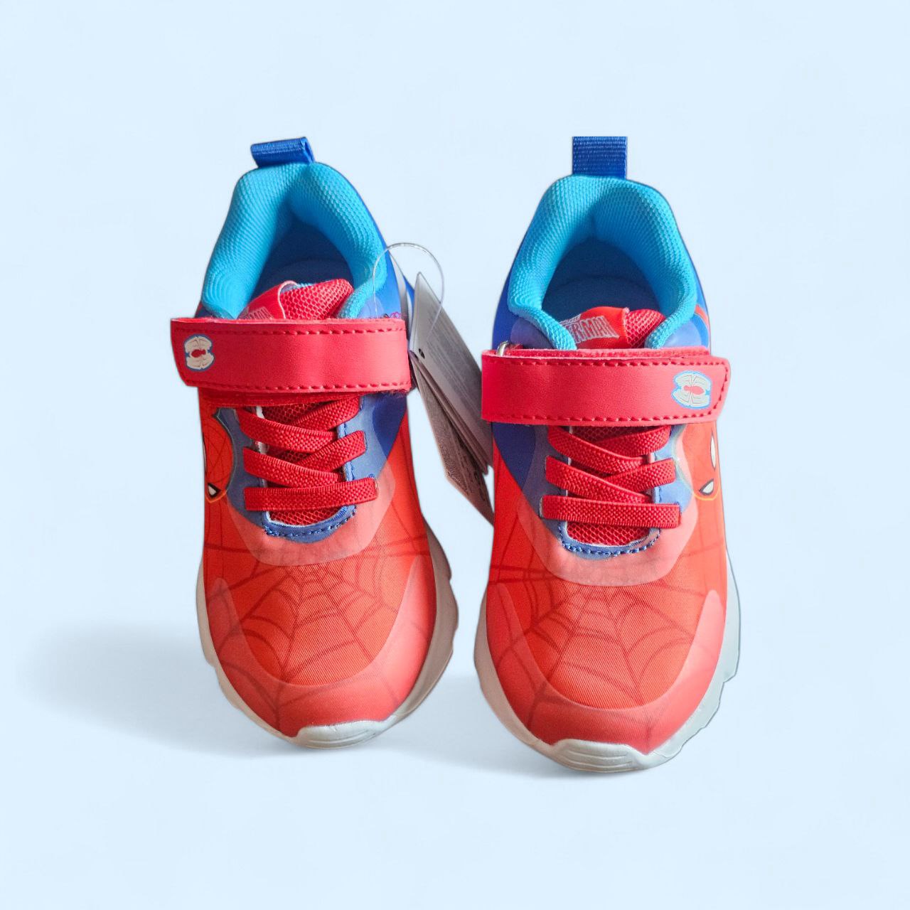 Baskets Lumineuses Spider-Man – L’Énergie des Héros aux Pieds de Tes Minis !