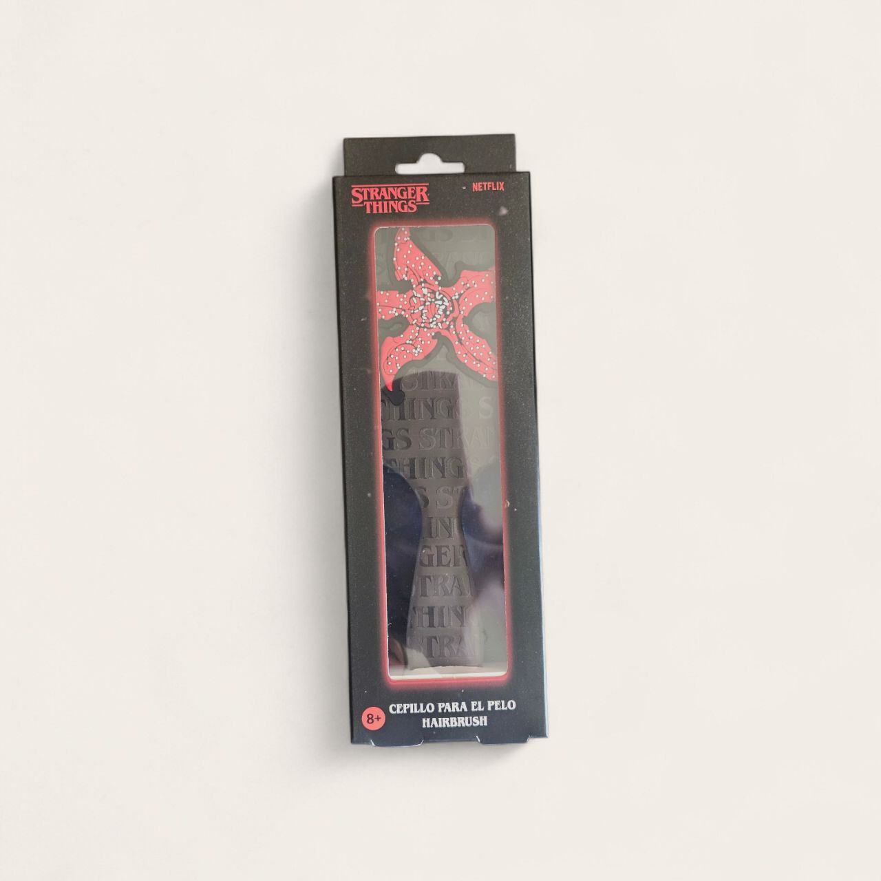 Brosse Stranger Things – Démêle avec Style 80’s !