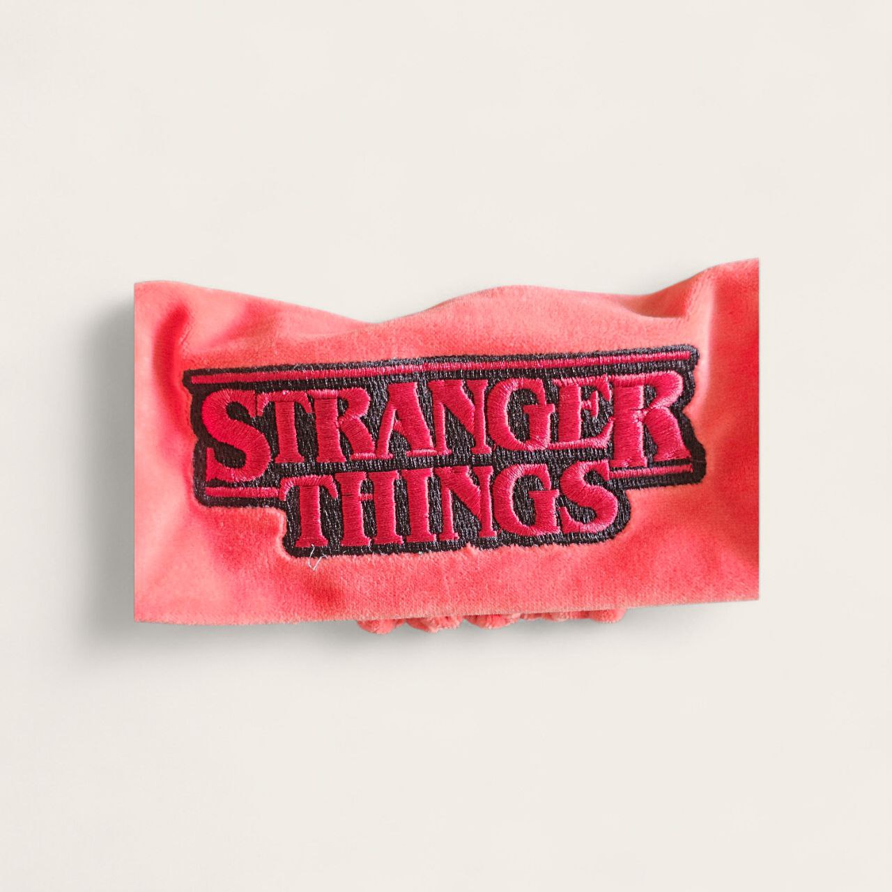 Kit 6 accessoires cheveux Stranger Things – Le Style Iconique des Années 80 pour Tes Minis !