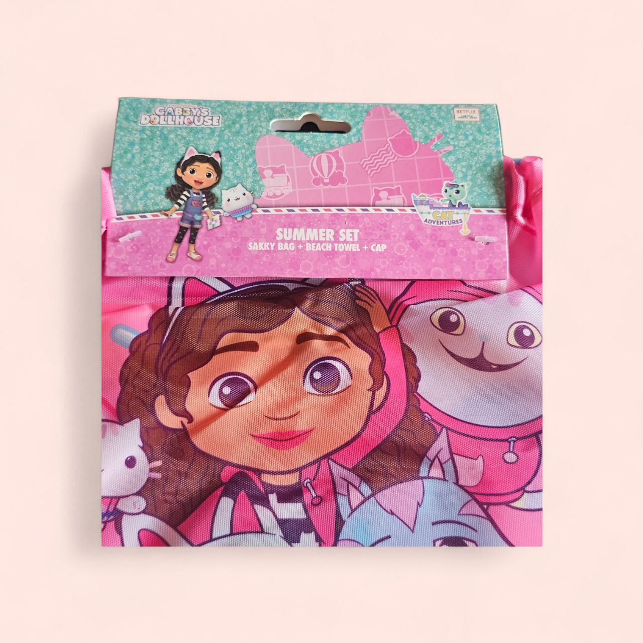 Kit Sac, Serviette & Casquette Gabby's Dollhouse – Le Combo Parfait pour l’Été !