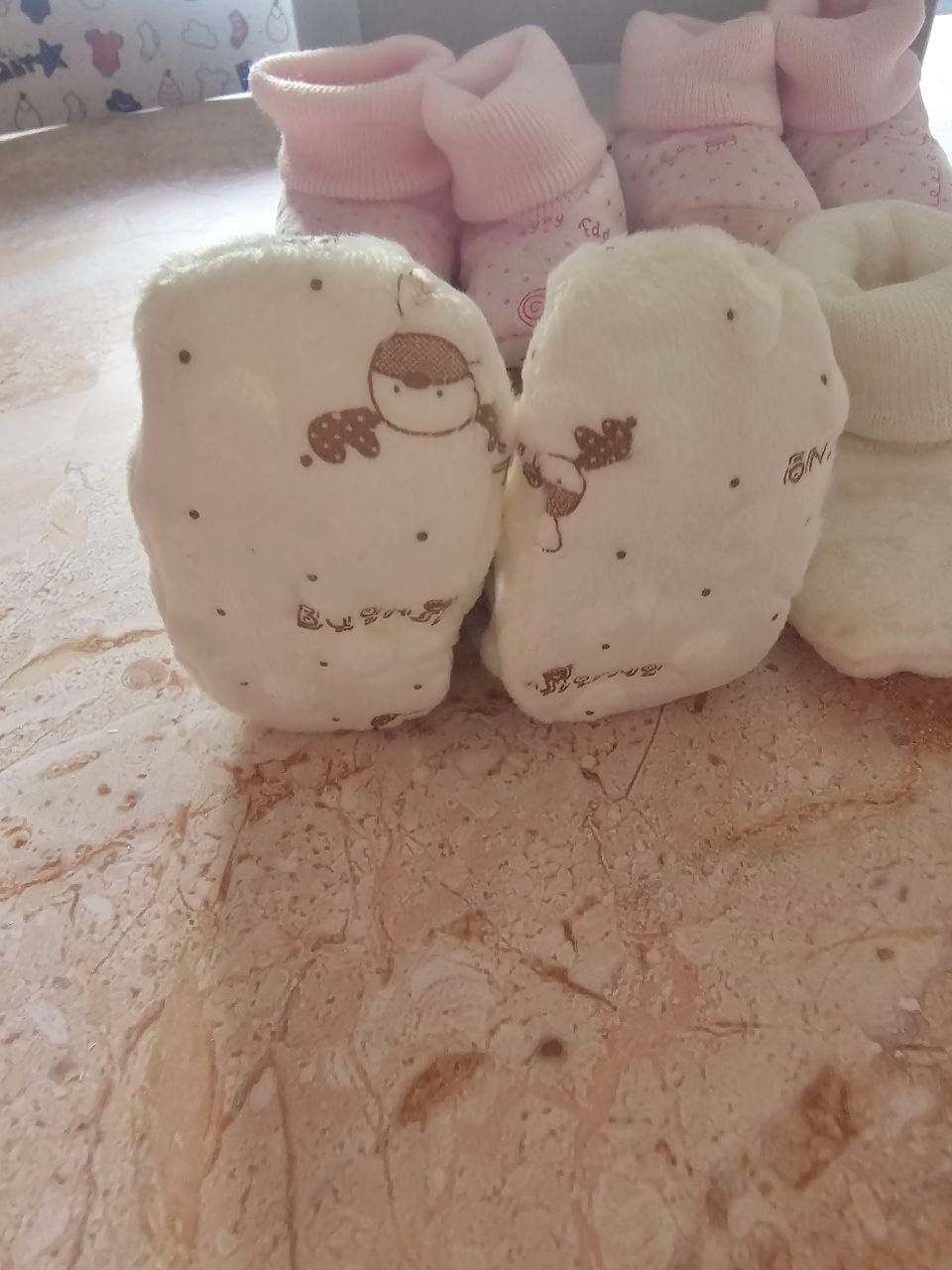 Coffret Cadeau de 4 Paires de Chaussons Bébé| Fabriqué au Portugal