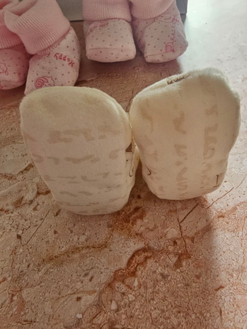 Coffret Cadeau de 4 Paires de Chaussons Bébé| Fabriqué au Portugal